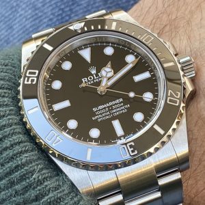 ROLEX SUBMARINER 124060 NO DATA NEW FULL SET WITH STICKERS