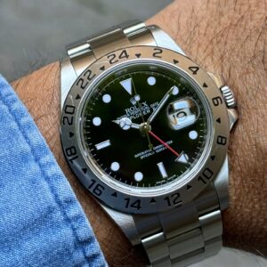ROLEX EXPLORER 2 16570 BLACK DIAL, CAL.3186, SERIAL V, FULL SET, YEAR 2010, EXCELLENT CONDITIONS AND NEVER POLISHED