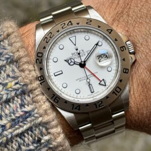 ROLEX EXPLORER 2 16570 THIN FRAME & RECTANGULAR WHITE DIAL, CAL.3186, RANDOM SERIAL, FULL SET, YEAR 2011, EXCELLENT CONDITIONS, NEAR NOS, WITH SOME STICKERS AND NEVER POLISHED