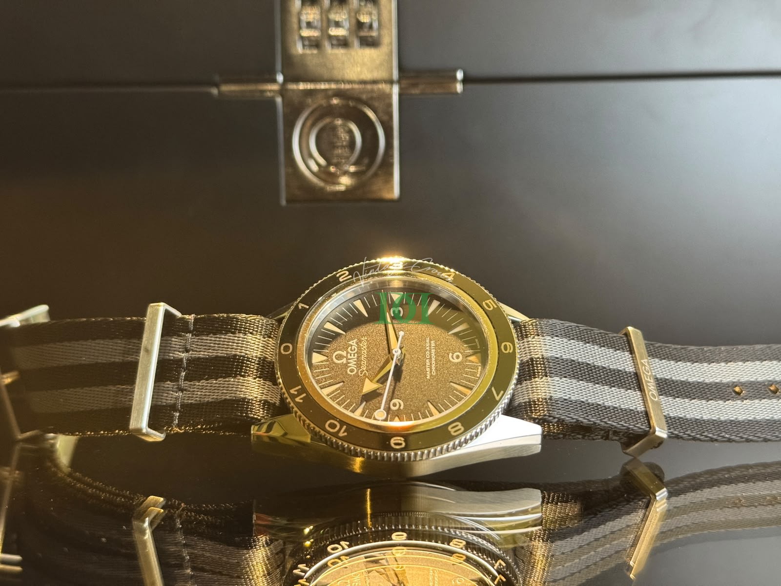 Omega Seamaster 300 Spectre 007 Limited Edition Black Dial 2015 - foto 2