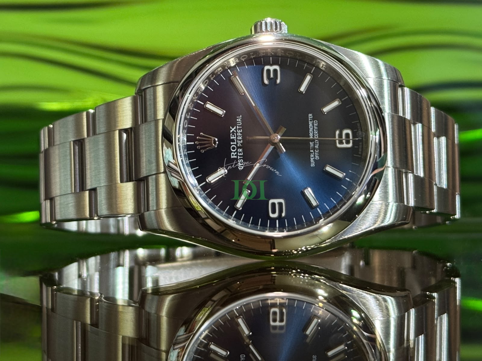 Rolex Oyster Perpetual 116000 Blue Explorer Dial 2012 - foto 2